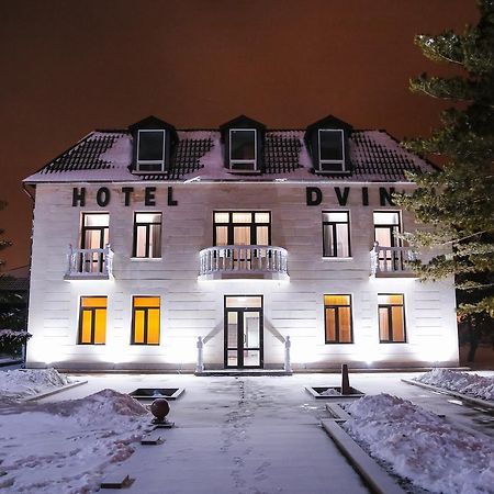 Dvin Hotel Pavlodar Bagian luar foto